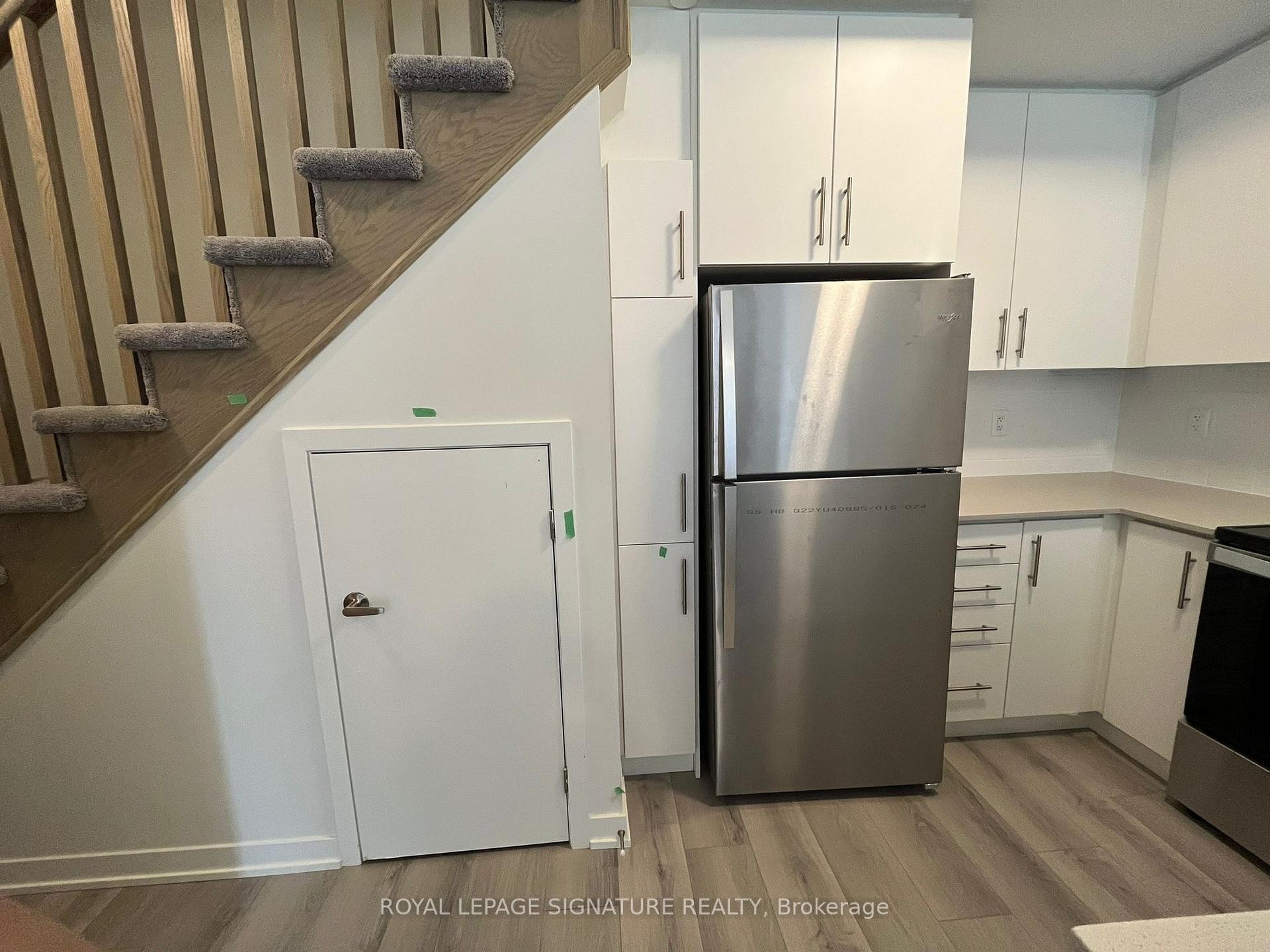 3-3409 Ridgeway Drive, Mississauga, ON - Indoor Photo Showing Kitchen