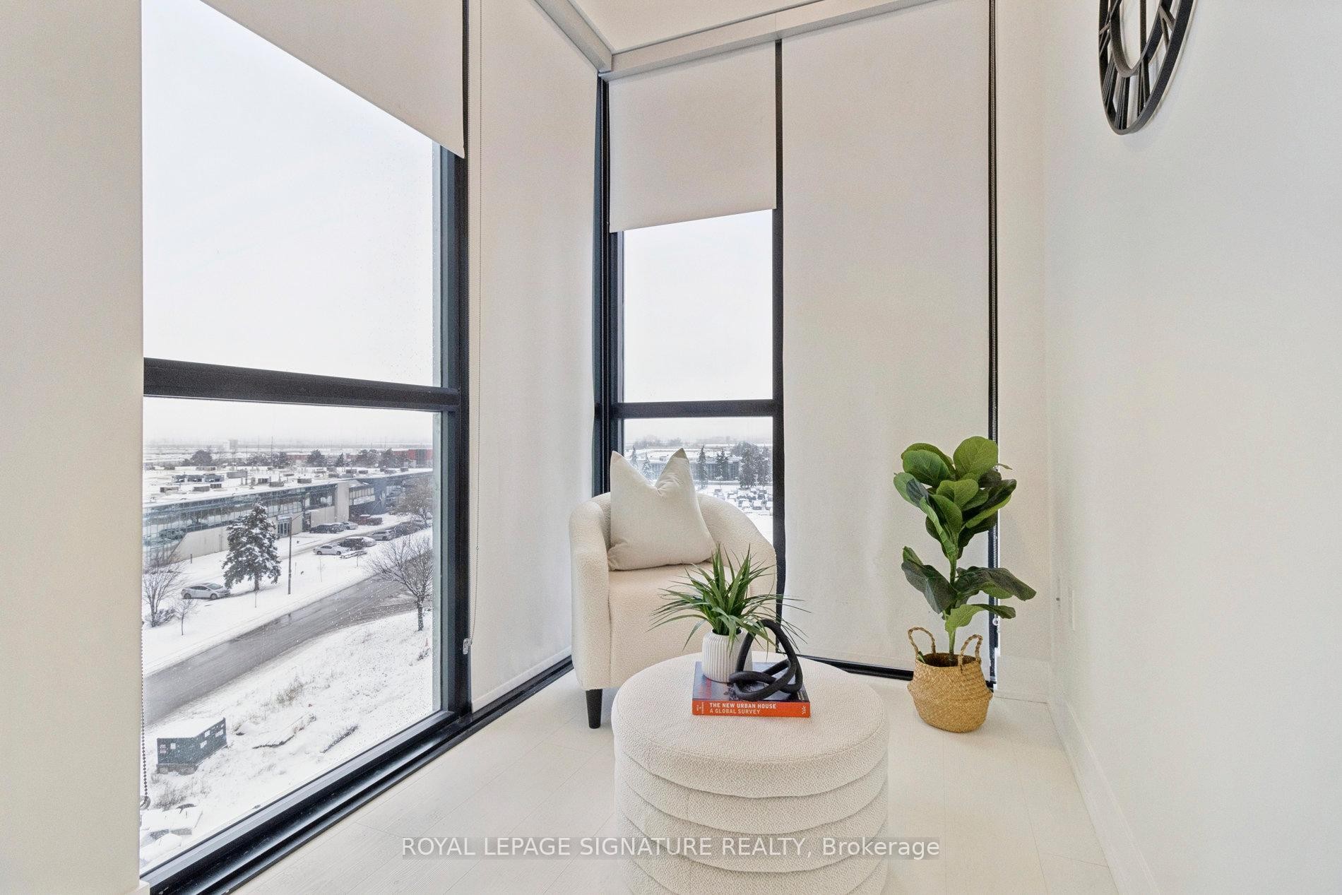 525-2908 Hwy 7 N/A, Vaughan, ON - Indoor Photo Showing Other Room