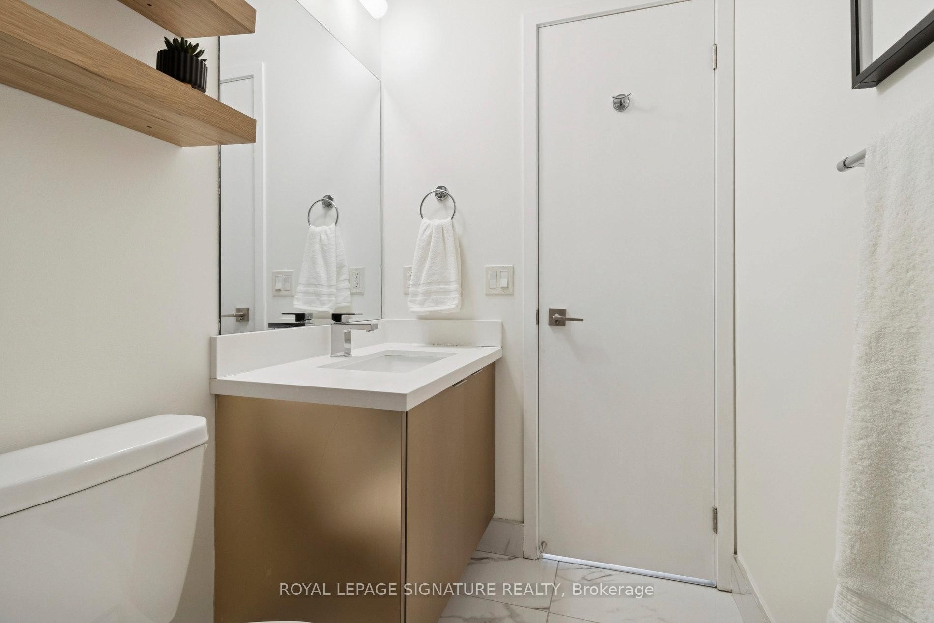 525-2908 Hwy 7 N/A, Vaughan, ON - Indoor Photo Showing Bathroom