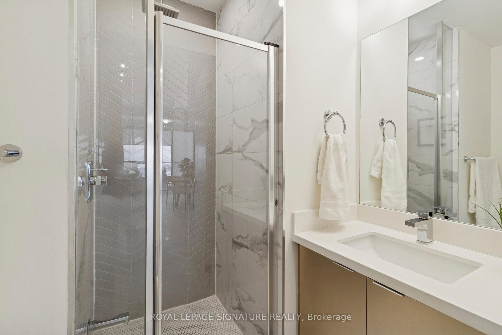 525-2908 Hwy 7 N/A, Vaughan, ON - Indoor Photo Showing Bathroom