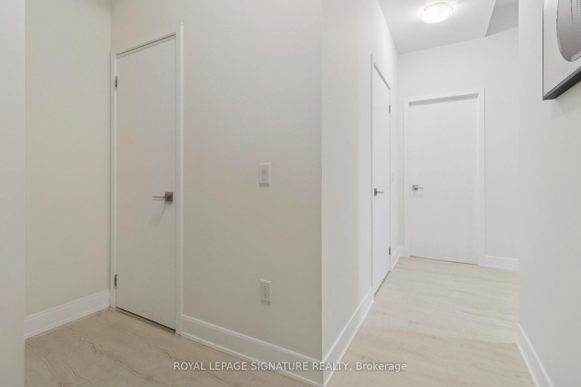 525-2908 Hwy 7 N/A, Vaughan, ON - Indoor Photo Showing Other Room