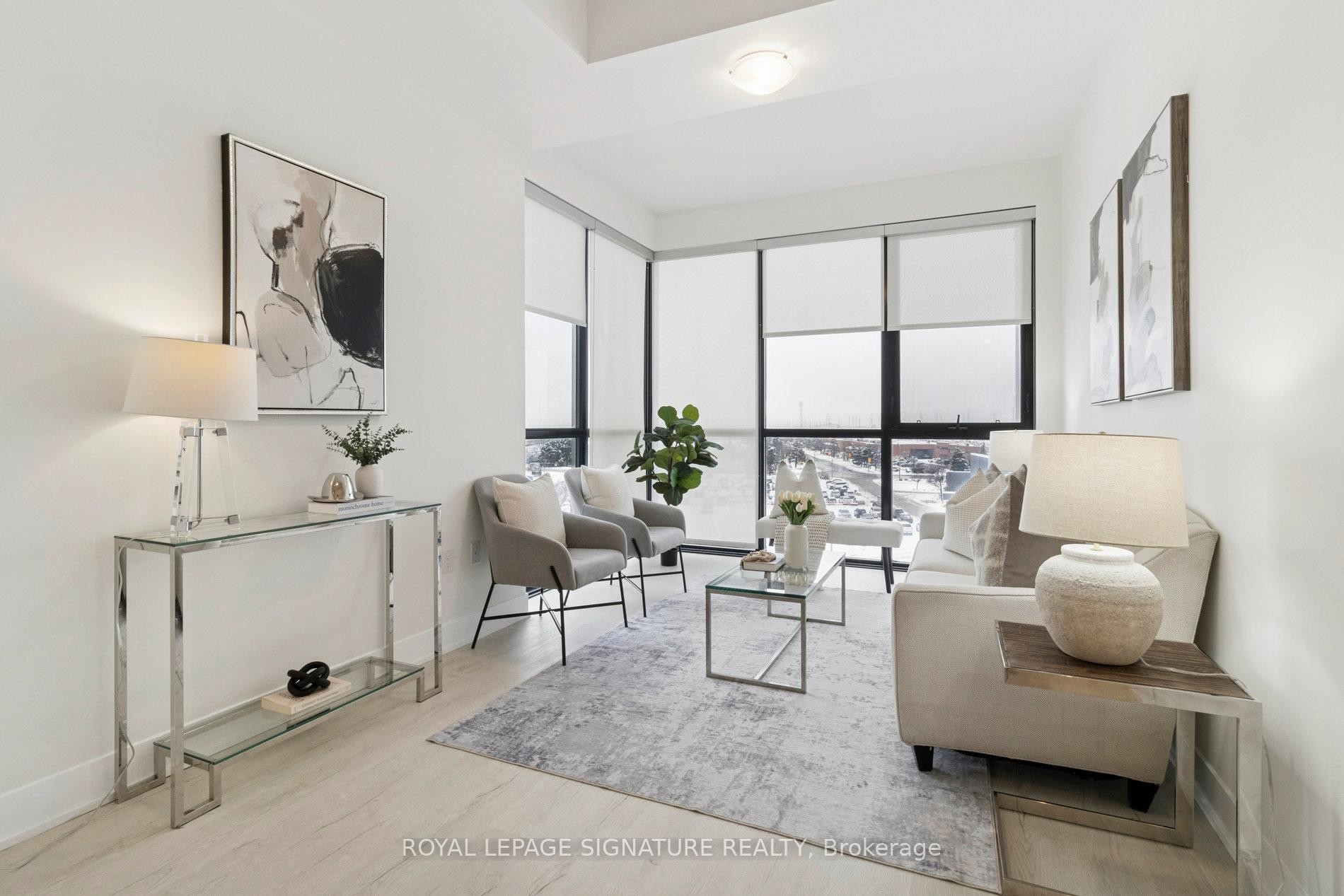 525-2908 Hwy 7 N/A, Vaughan, ON - Indoor