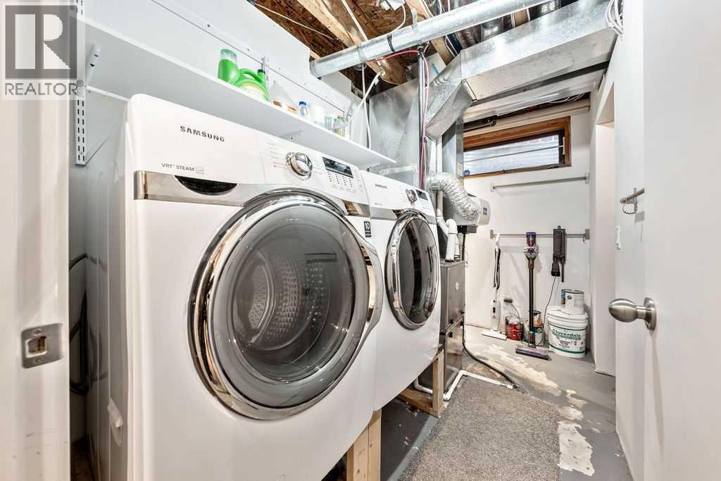 2, 52 6 Street Ne, Calgary, AB - Indoor Photo Showing Laundry Room
