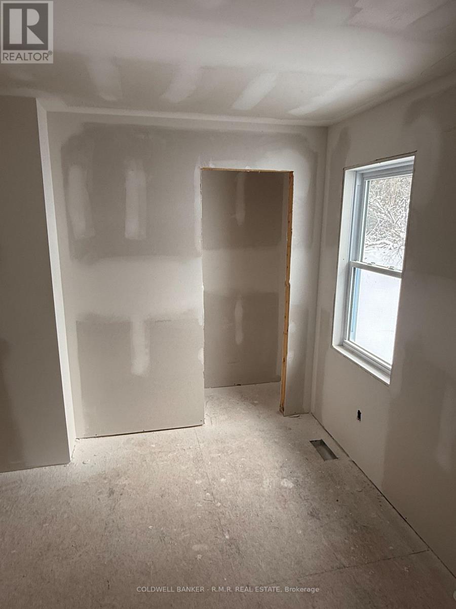 23 Blythe Shore Road, Kawartha Lakes (Fenelon), ON - Indoor Photo Showing Other Room
