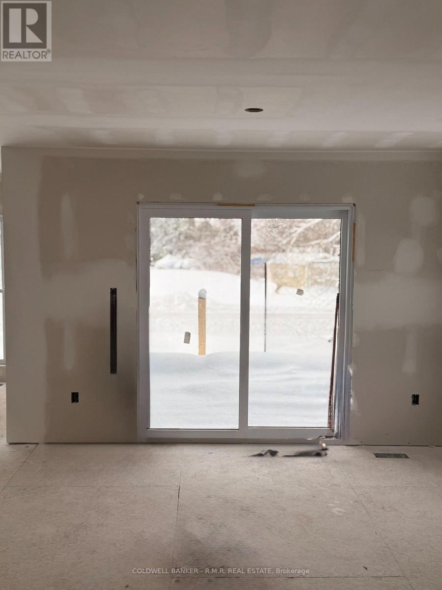 23 Blythe Shore Road, Kawartha Lakes (Fenelon), ON - Indoor Photo Showing Other Room