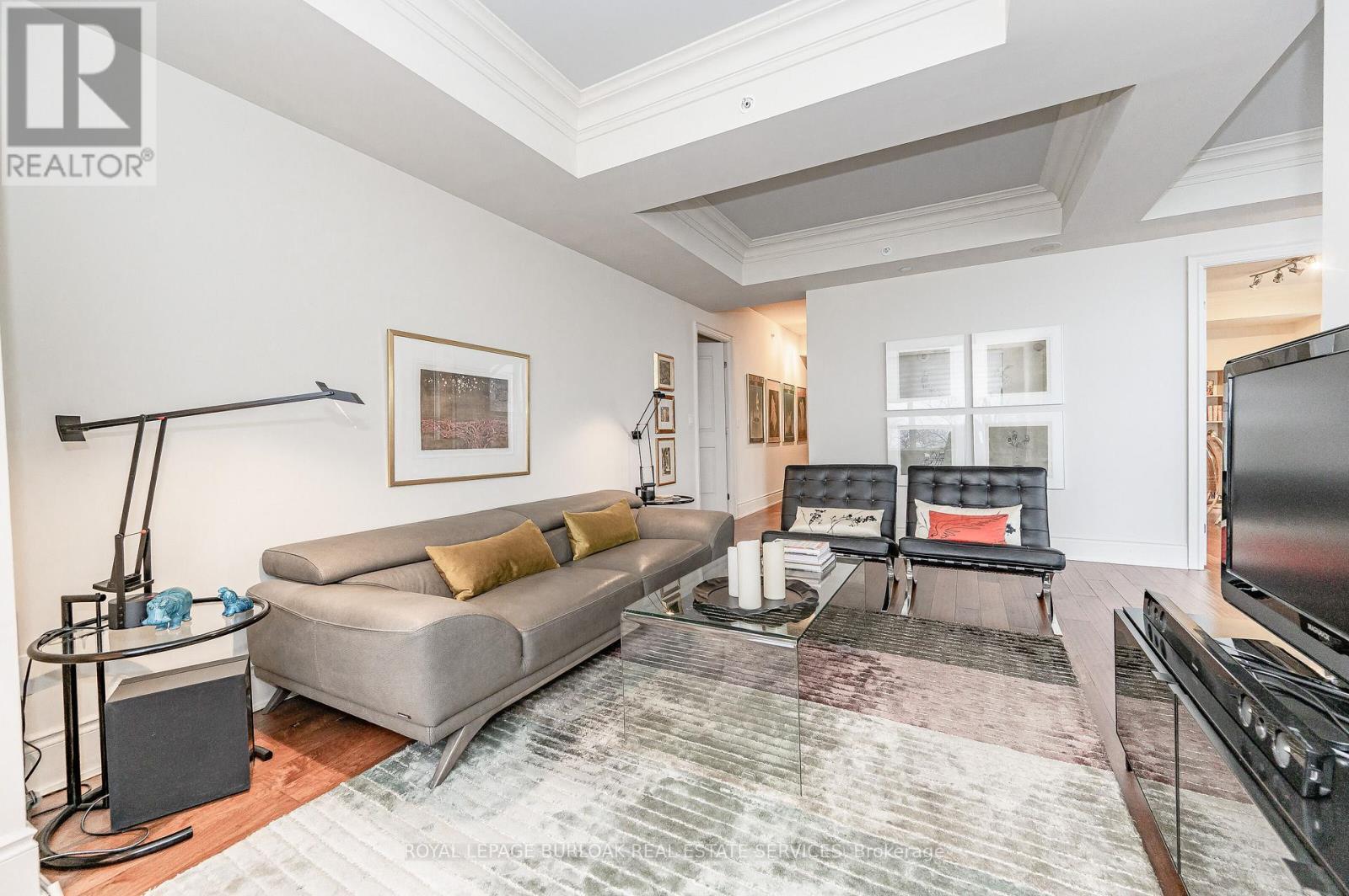 503 - 3500 Lakeshore Road W, Oakville, ON - Indoor Photo Showing Other Room