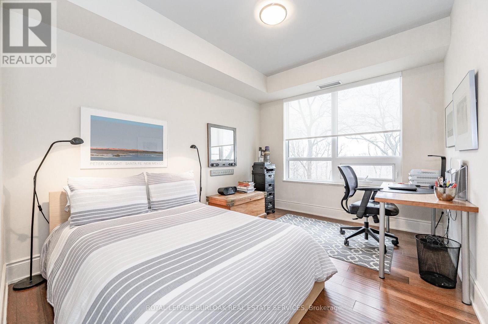 503 - 3500 Lakeshore Road W, Oakville, ON - Indoor