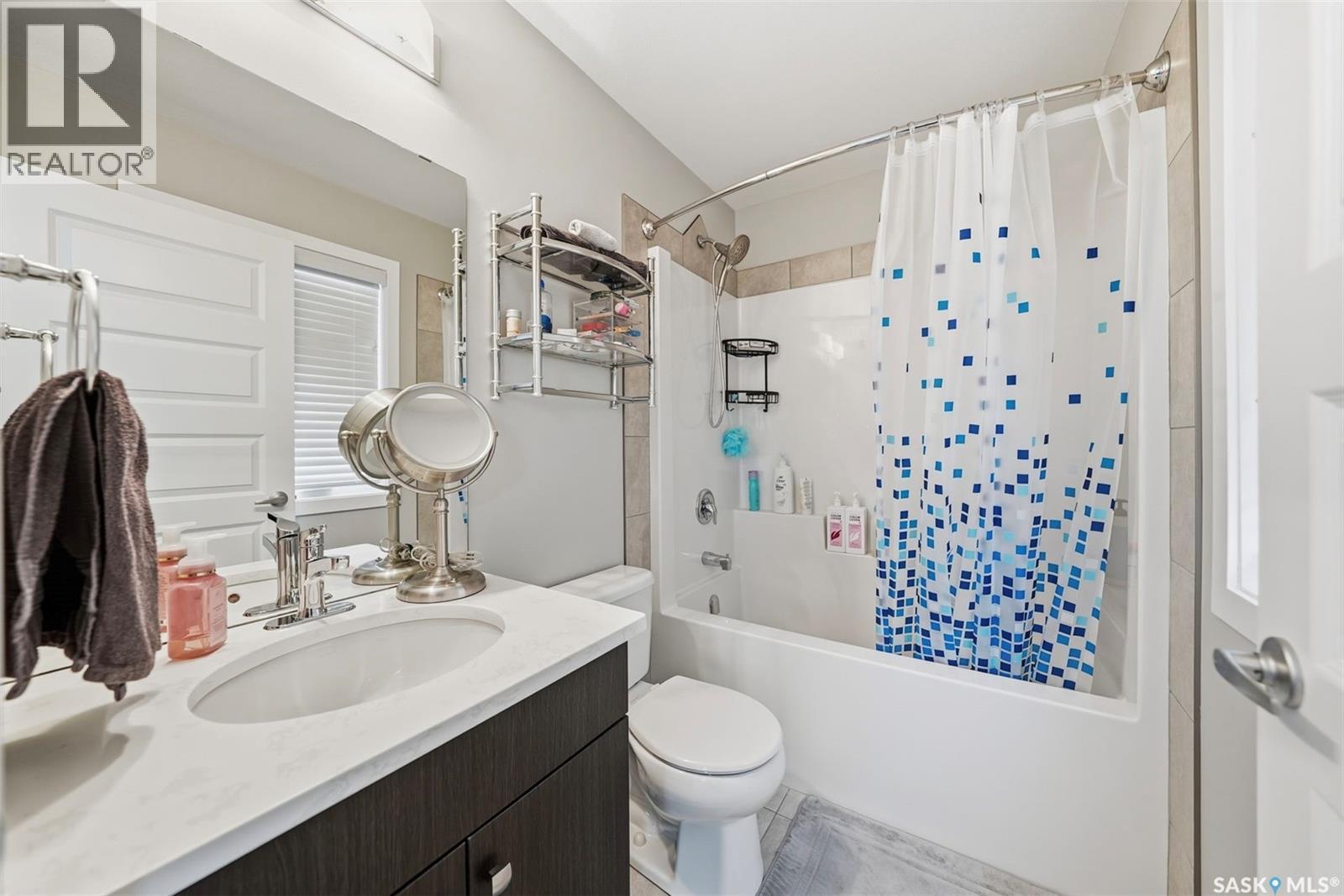 4018 Brighton Circle, Saskatoon, SK - Indoor Photo Showing Bathroom