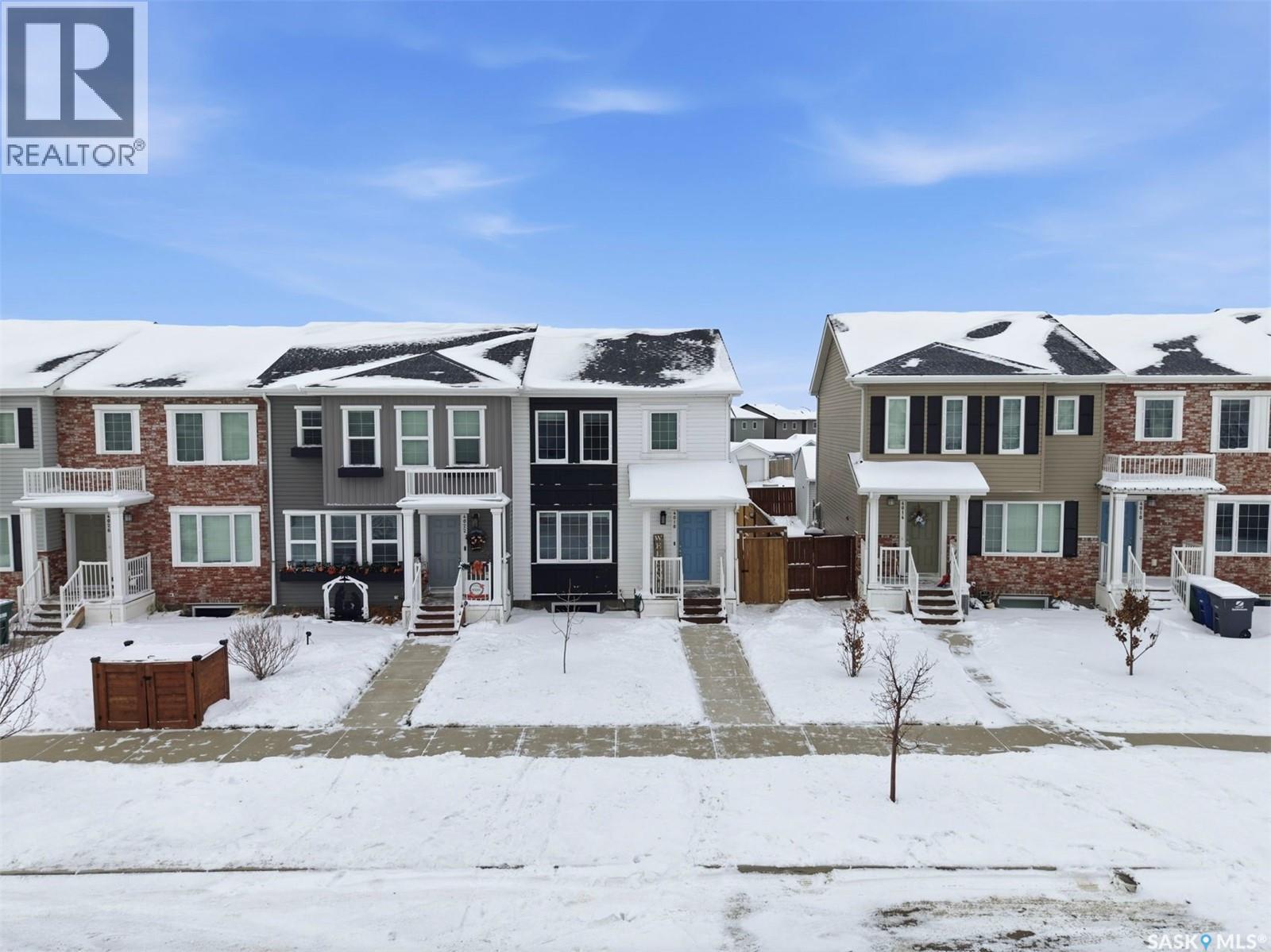 4018 Brighton Circle, Saskatoon, SK - Outdoor With Facade
