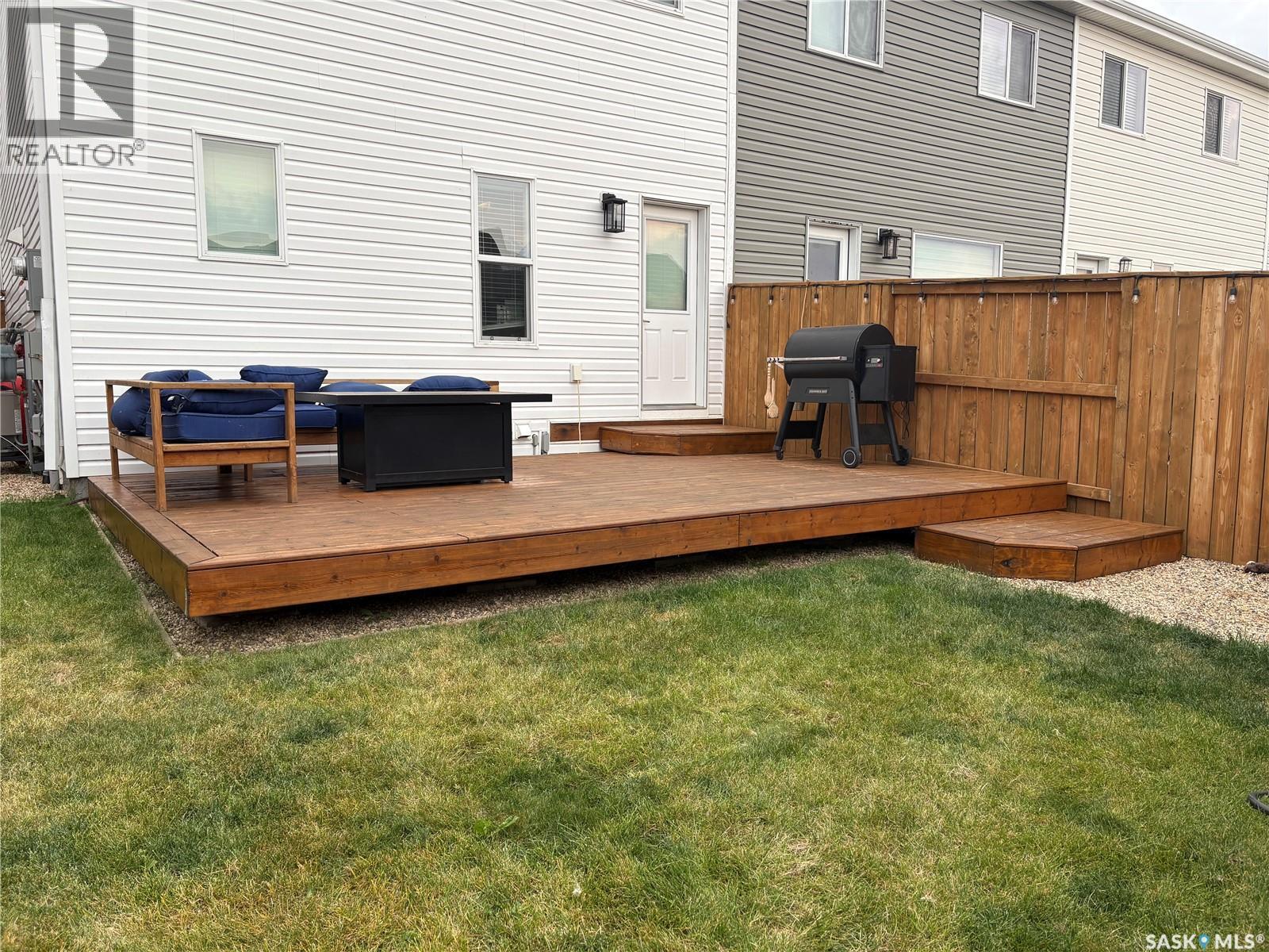 4018 Brighton Circle, Saskatoon, SK - Outdoor With Deck Patio Veranda With Exterior