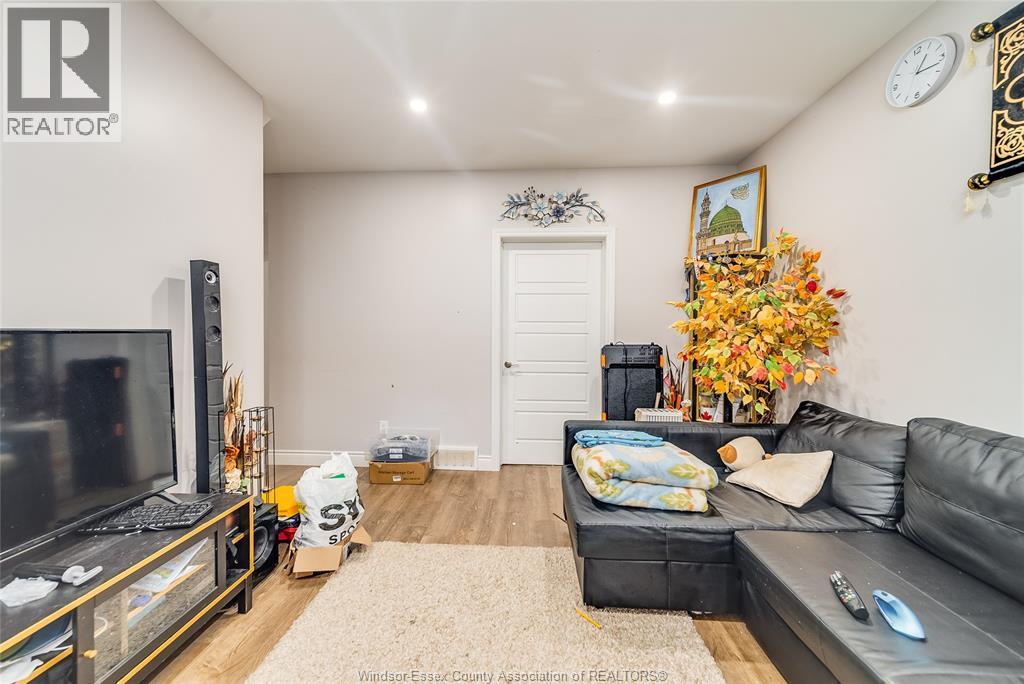 3605 King Street Unit# Lower, Windsor, ON - Indoor