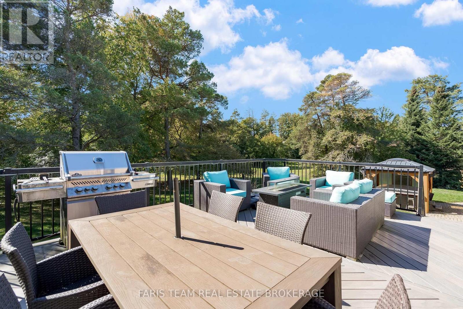 24 Parr Boulevard, Springwater, ON - Outdoor With Deck Patio Veranda