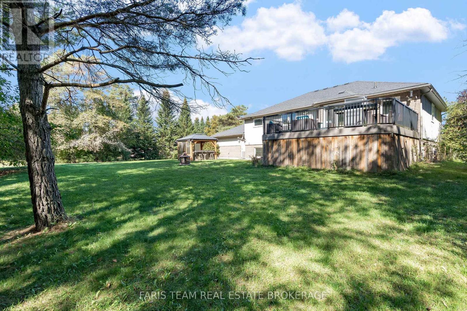 24 Parr Boulevard, Springwater, ON - Outdoor