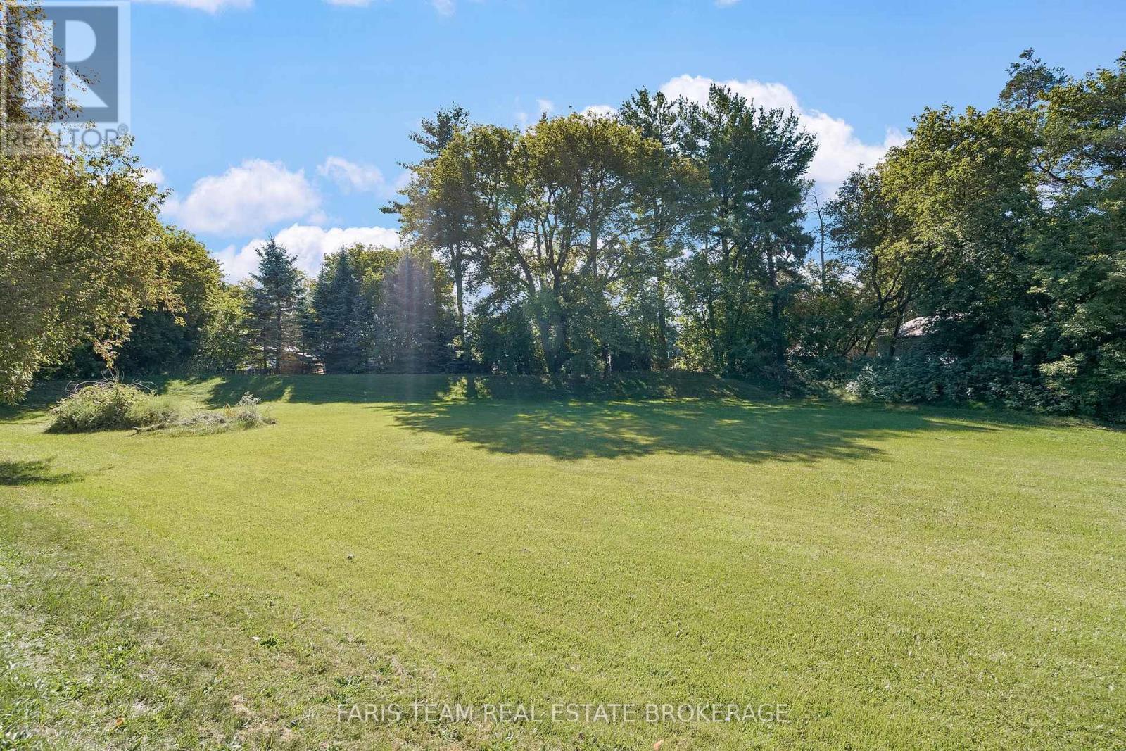 24 Parr Boulevard, Springwater, ON - Outdoor