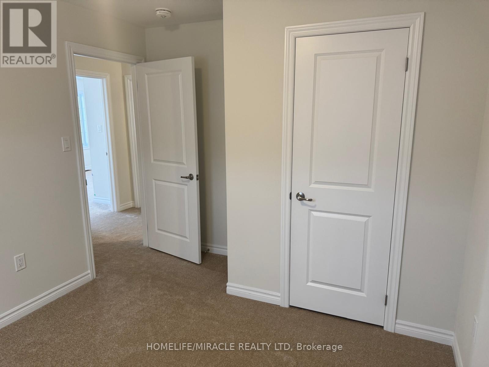 165 Beechwood Forest Lane, Gravenhurst, ON - Indoor Photo Showing Other Room