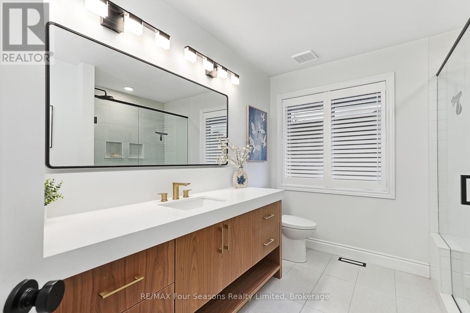 2 Callary Crescent, Collingwood, ON - Indoor Photo Showing Bathroom