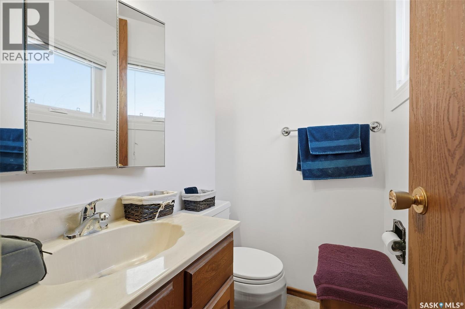 227 Sylvian Way, Saskatoon, SK - Indoor Photo Showing Bathroom