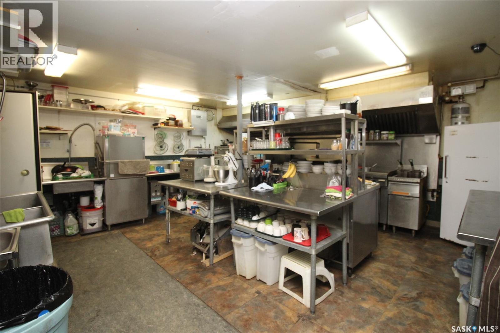 90 3Rd Avenue W, Shaunavon, SK