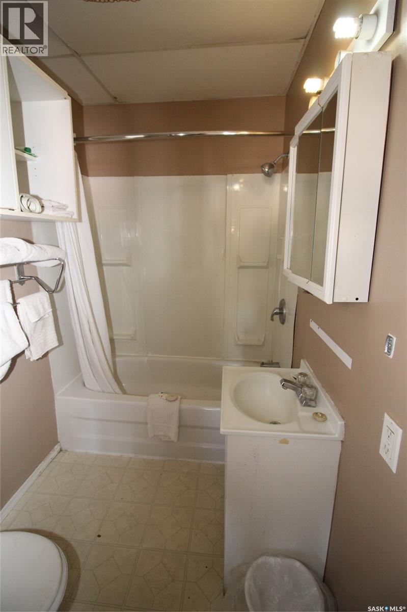 90 3Rd Avenue W, Shaunavon, SK