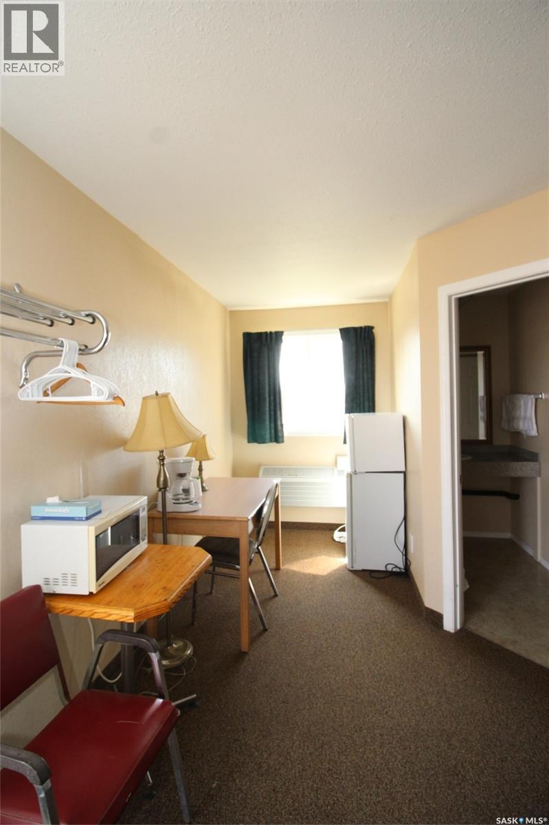 90 3Rd Avenue W, Shaunavon, SK