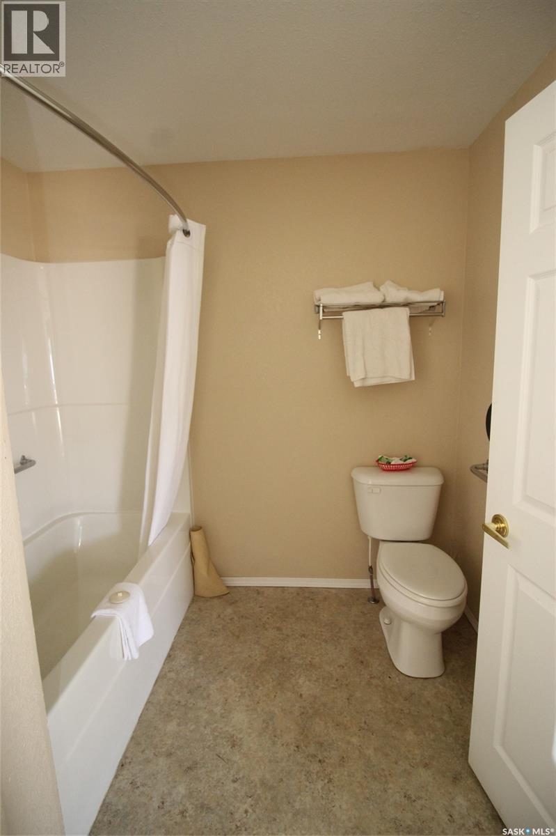 90 3Rd Avenue W, Shaunavon, SK