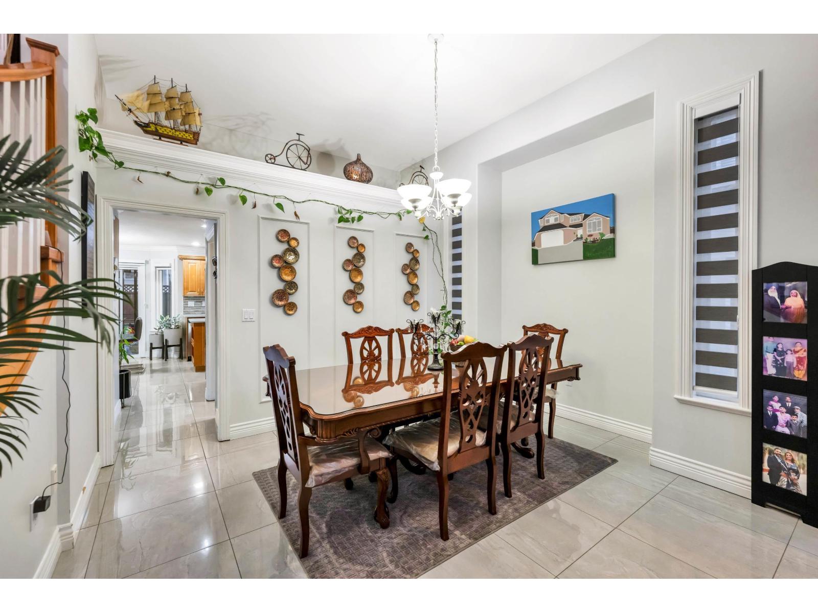 8733 162A Street, Surrey, BC - Indoor Photo Showing Dining Room