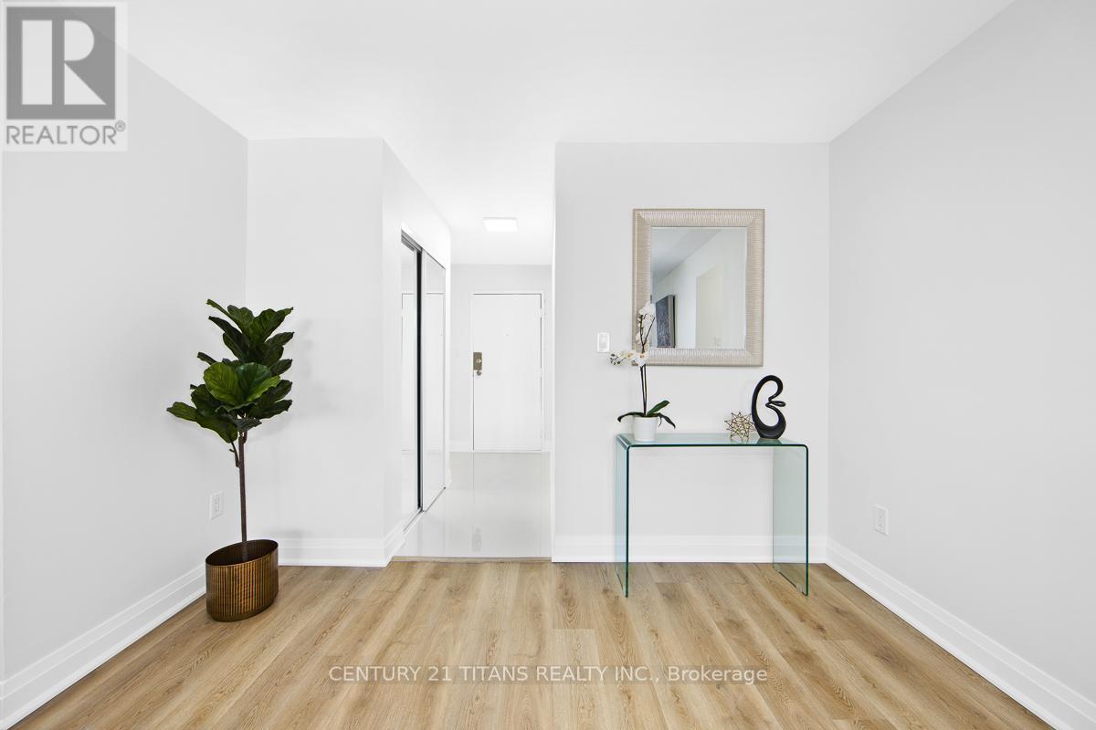 201 - 100 Wingarden Court, Toronto, ON - Indoor Photo Showing Other Room