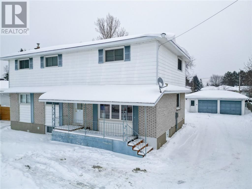 3144 Herve Avenue, Val Caron, ON - Outdoor With Exterior