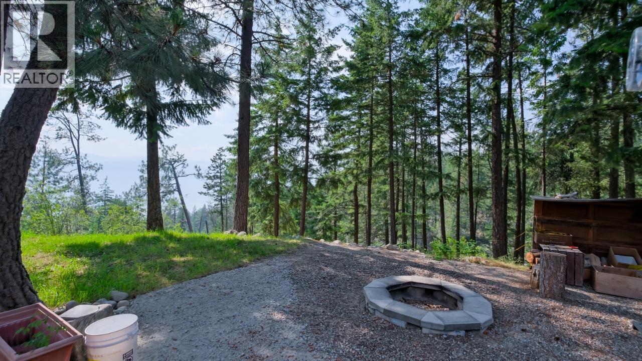 7015 Glenfir Road, Naramata, BC