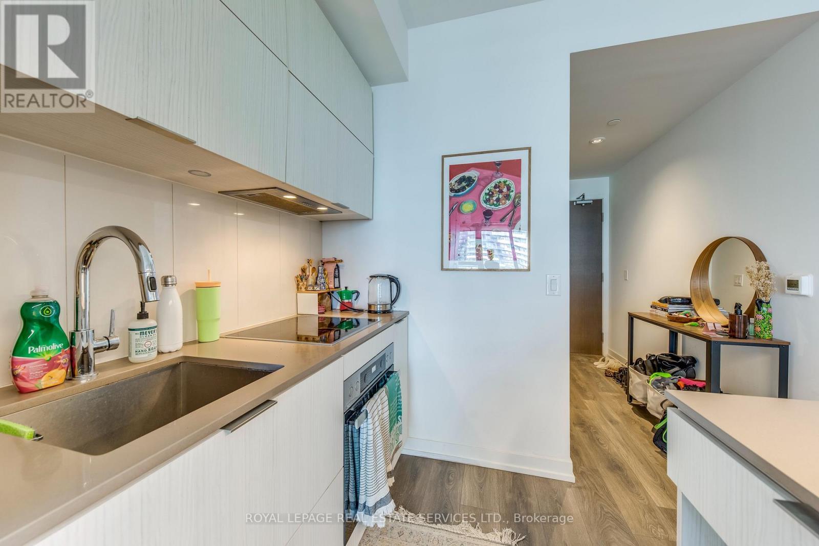 3706 - 15 Lower Jarvis Street, Toronto, ON - Indoor Photo Showing Kitchen