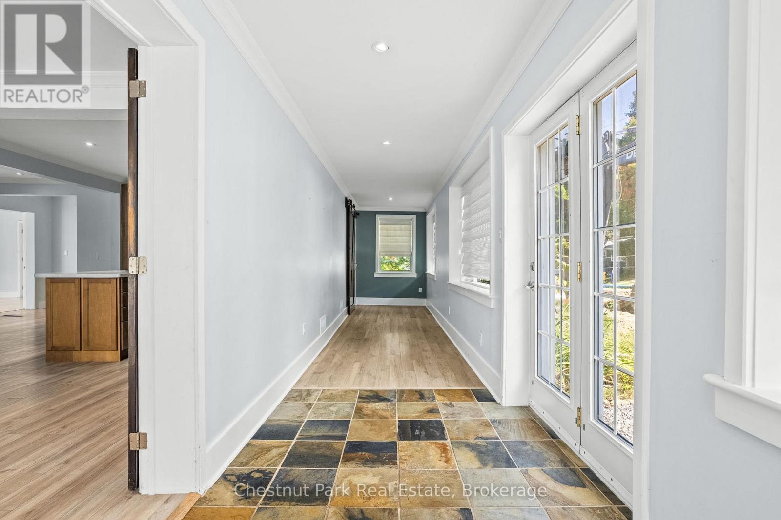 615 Bay Street, Gravenhurst (Muskoka (S)), ON - Indoor Photo Showing Other Room