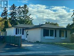 4 DUKE ROAD Brampton, ON L6T 3K1