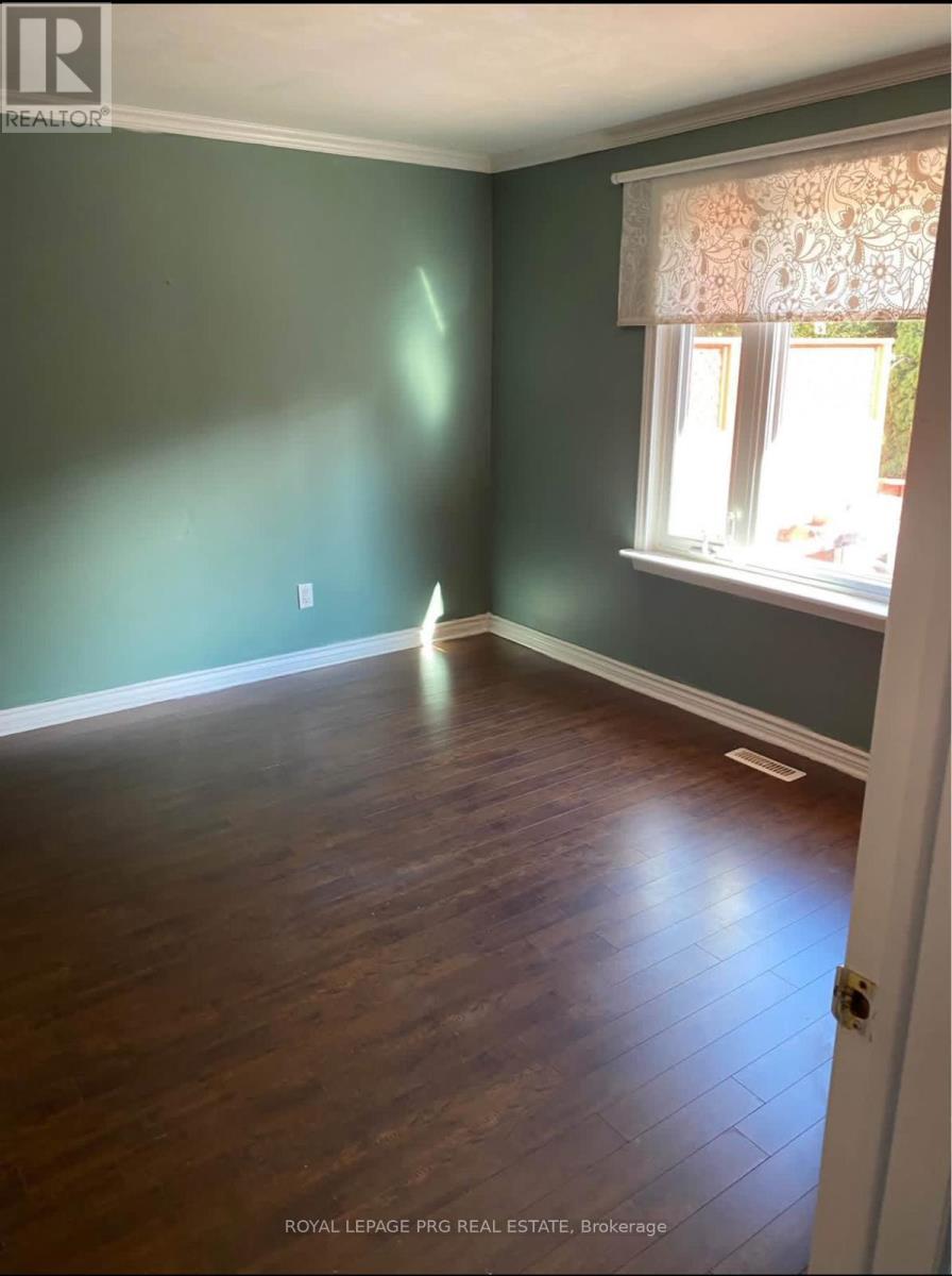 4 Duke Road, Brampton, ON - Indoor Photo Showing Other Room