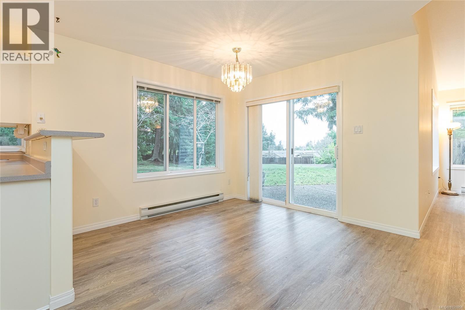 624 Wembley Rd, Parksville, BC - Indoor Photo Showing Other Room