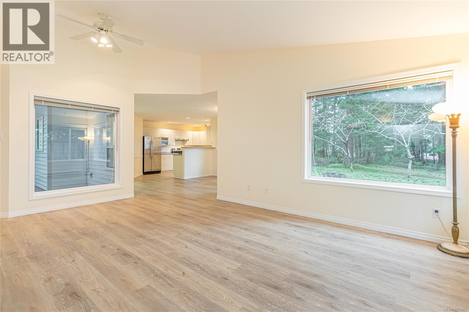 624 Wembley Rd, Parksville, BC - Indoor Photo Showing Other Room