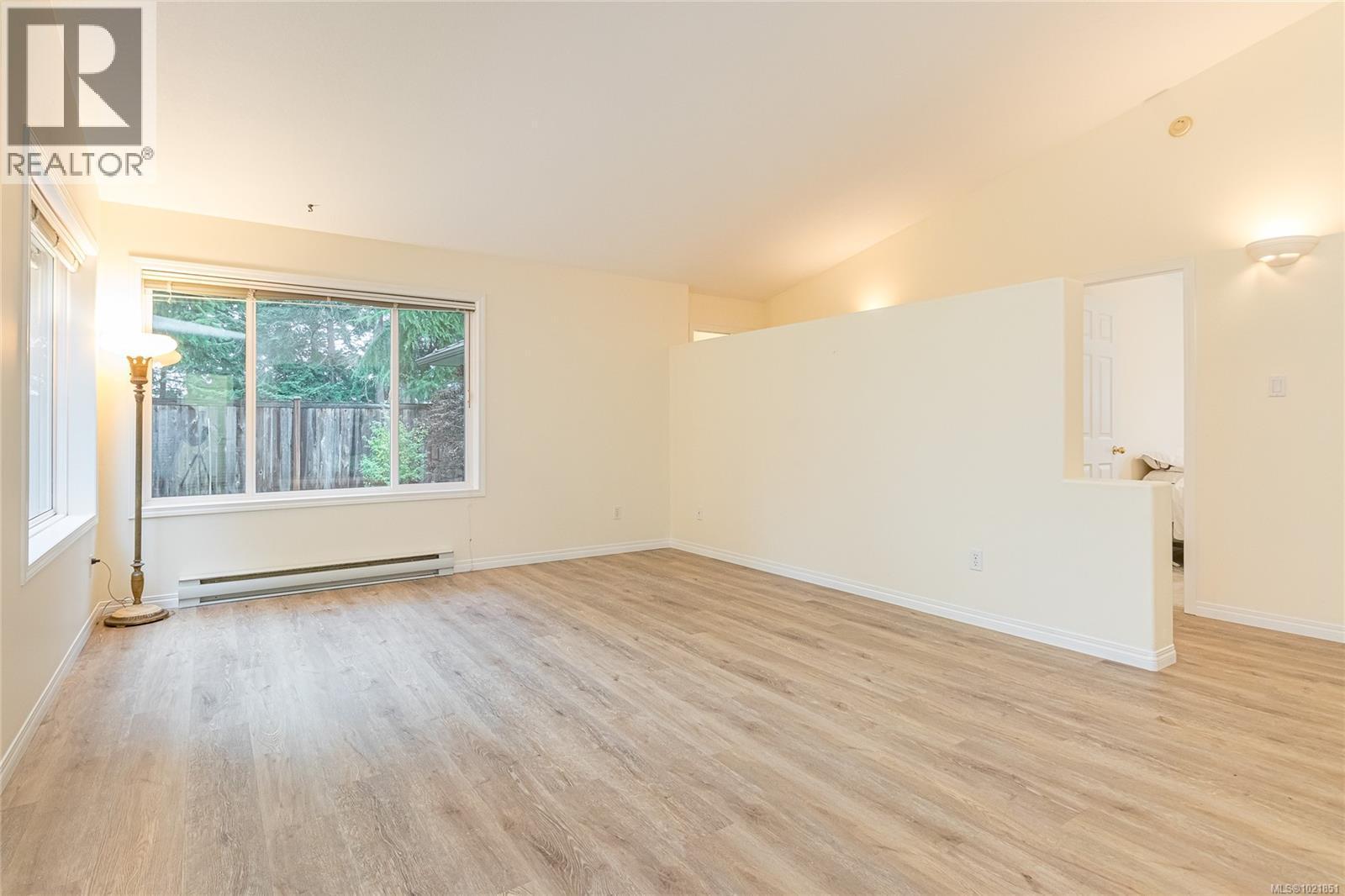 624 Wembley Rd, Parksville, BC - Indoor Photo Showing Other Room