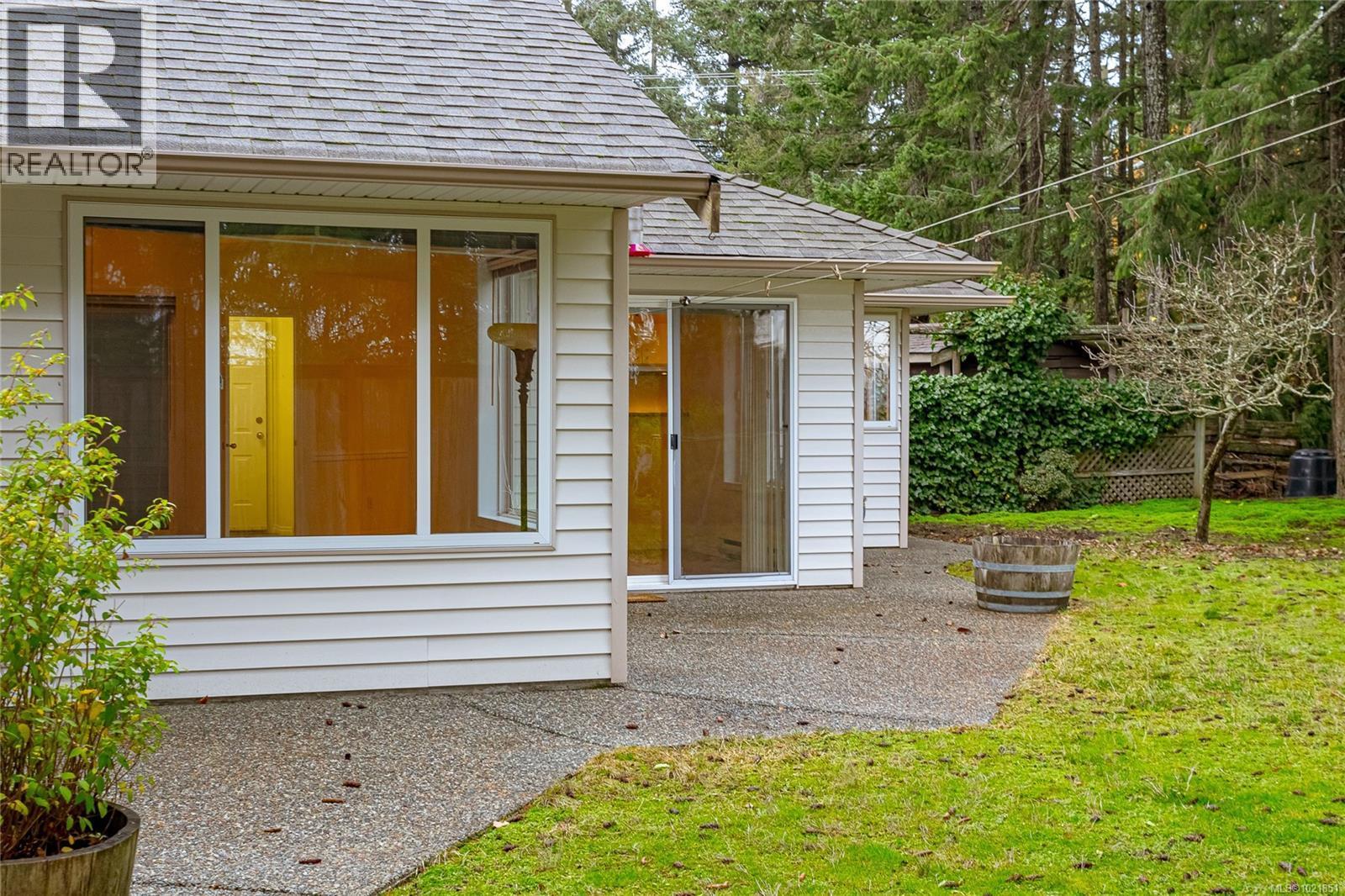 624 Wembley Rd, Parksville, BC - Outdoor
