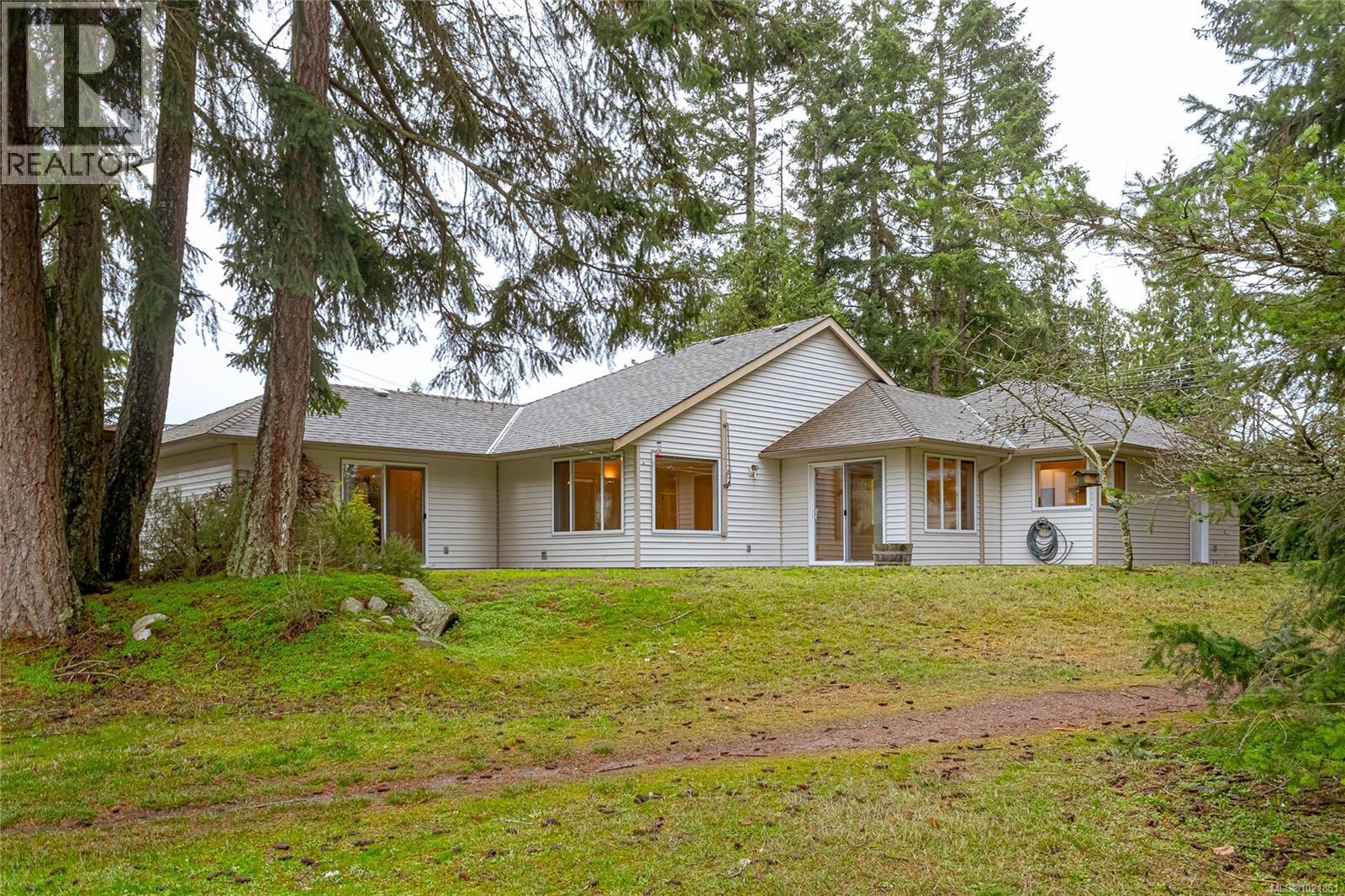 624 Wembley Rd, Parksville, BC - Outdoor