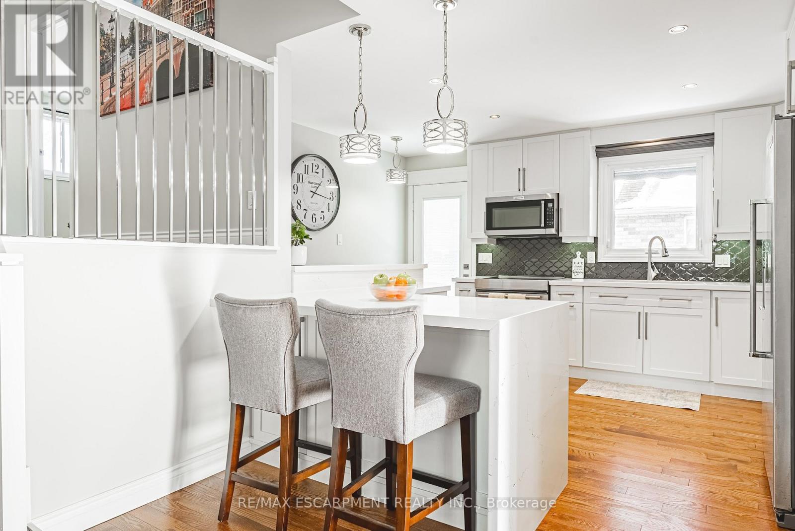 106 Highbury Drive, Hamilton, ON - Indoor