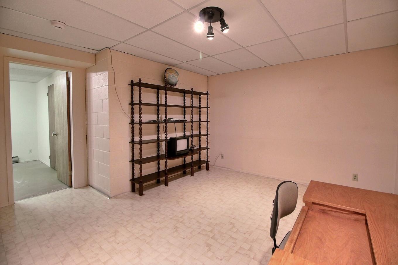 Office - 101 Rue Rompré, Amos, QC - Indoor Photo Showing Other Room