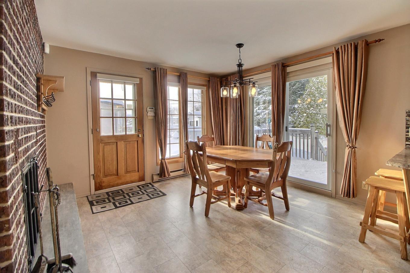 Dining room - 101 Rue Rompré, Amos, QC - Indoor Photo Showing Dining Room