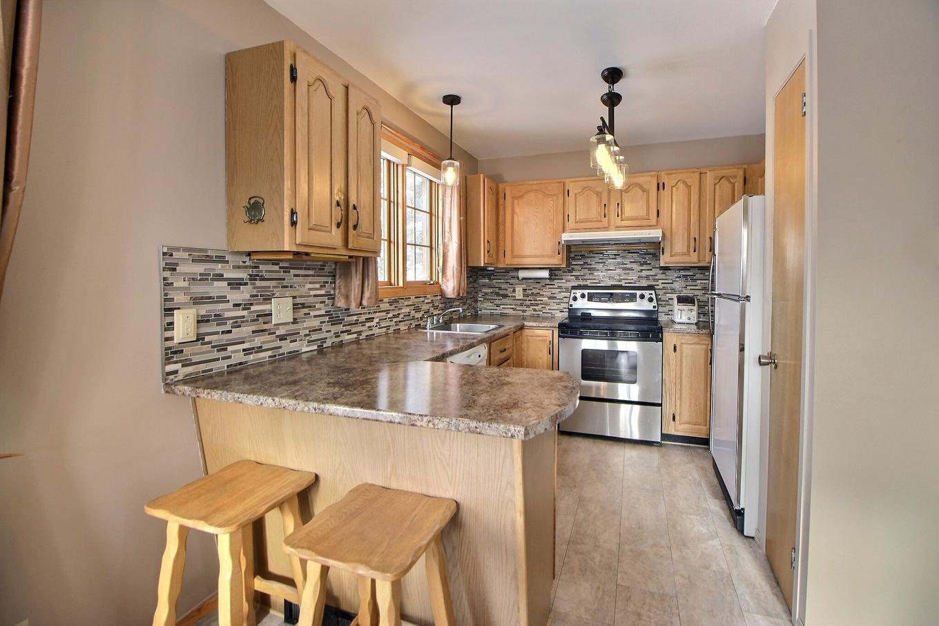 Kitchen - 101 Rue Rompré, Amos, QC - Indoor Photo Showing Kitchen
