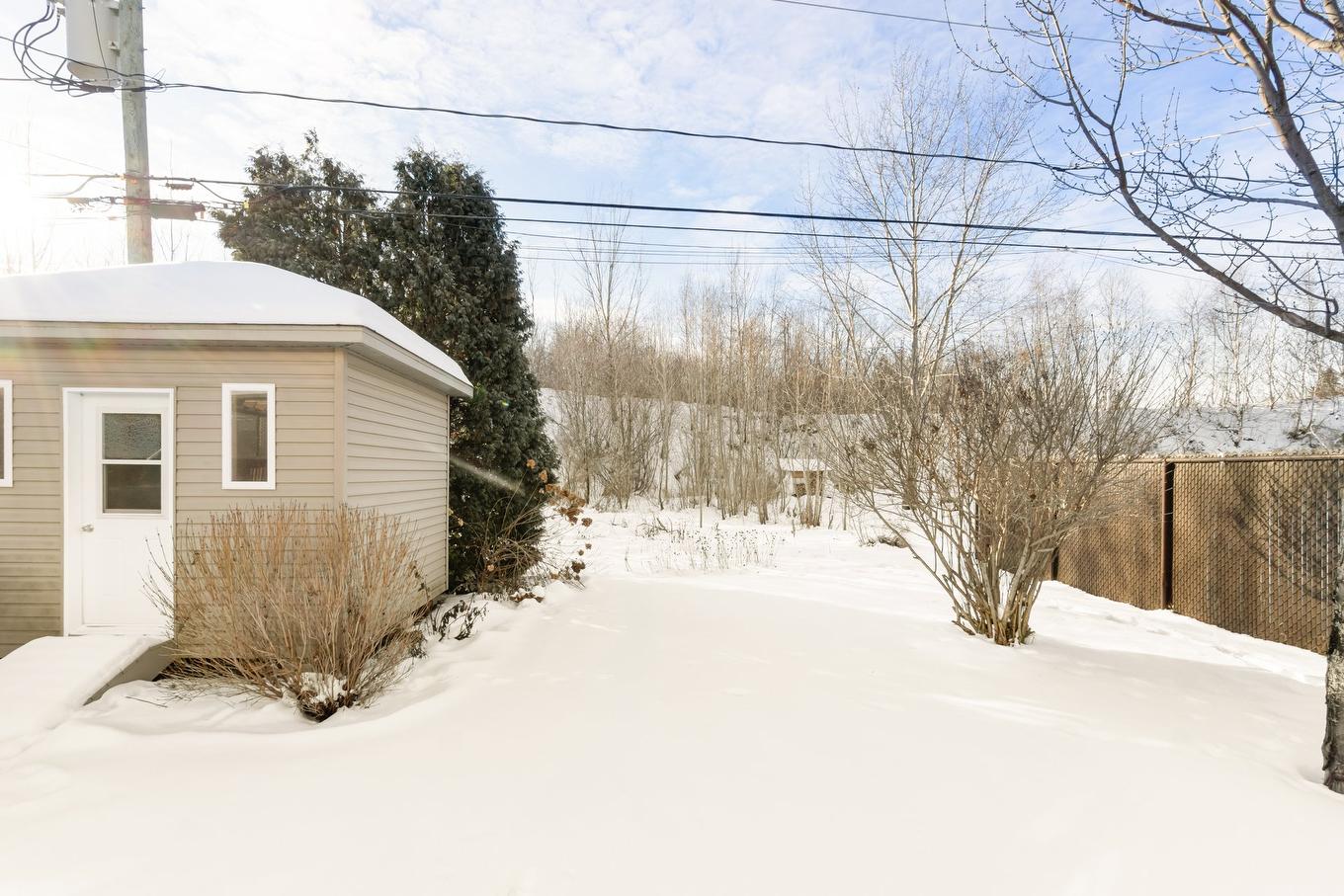 Cour - 860 Rue Gilles-Lupien, Trois-Rivières, QC - Outdoor