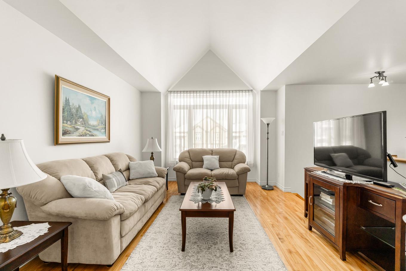 Salon - 860 Rue Gilles-Lupien, Trois-Rivières, QC - Indoor Photo Showing Living Room