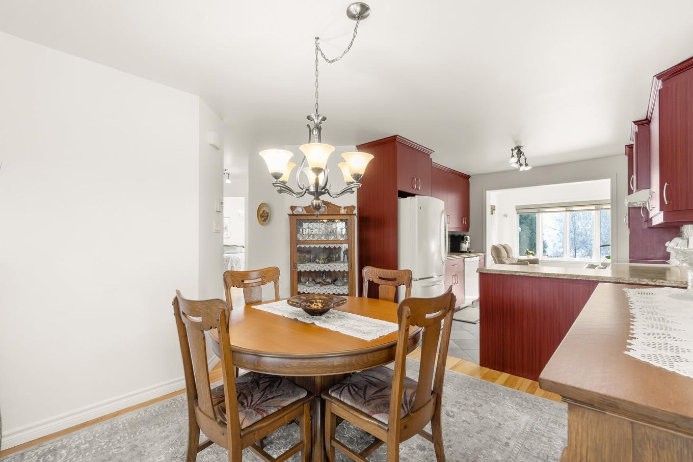 Salle à manger - 860 Rue Gilles-Lupien, Trois-Rivières, QC - Indoor Photo Showing Dining Room