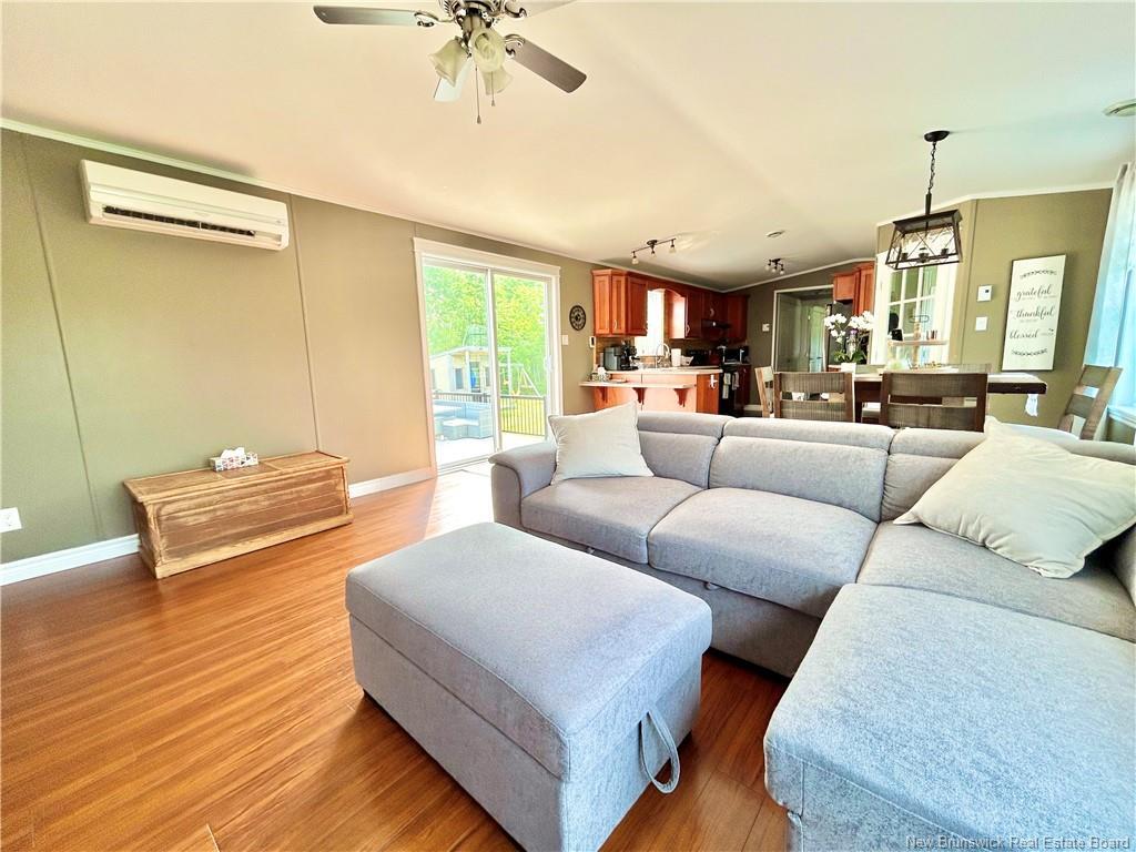 6 Donat St, Saint-Isidore, NB