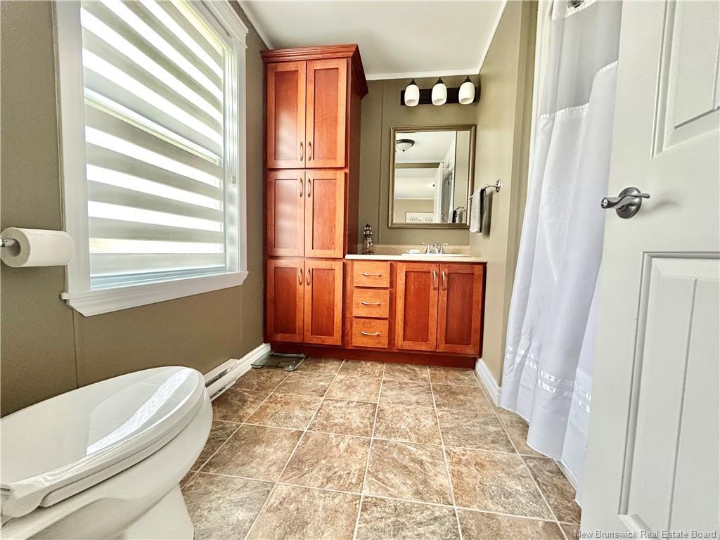 6 Donat St, Saint-Isidore, NB