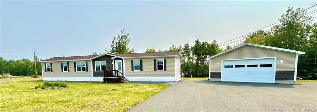 6 Donat St, Saint-Isidore, NB