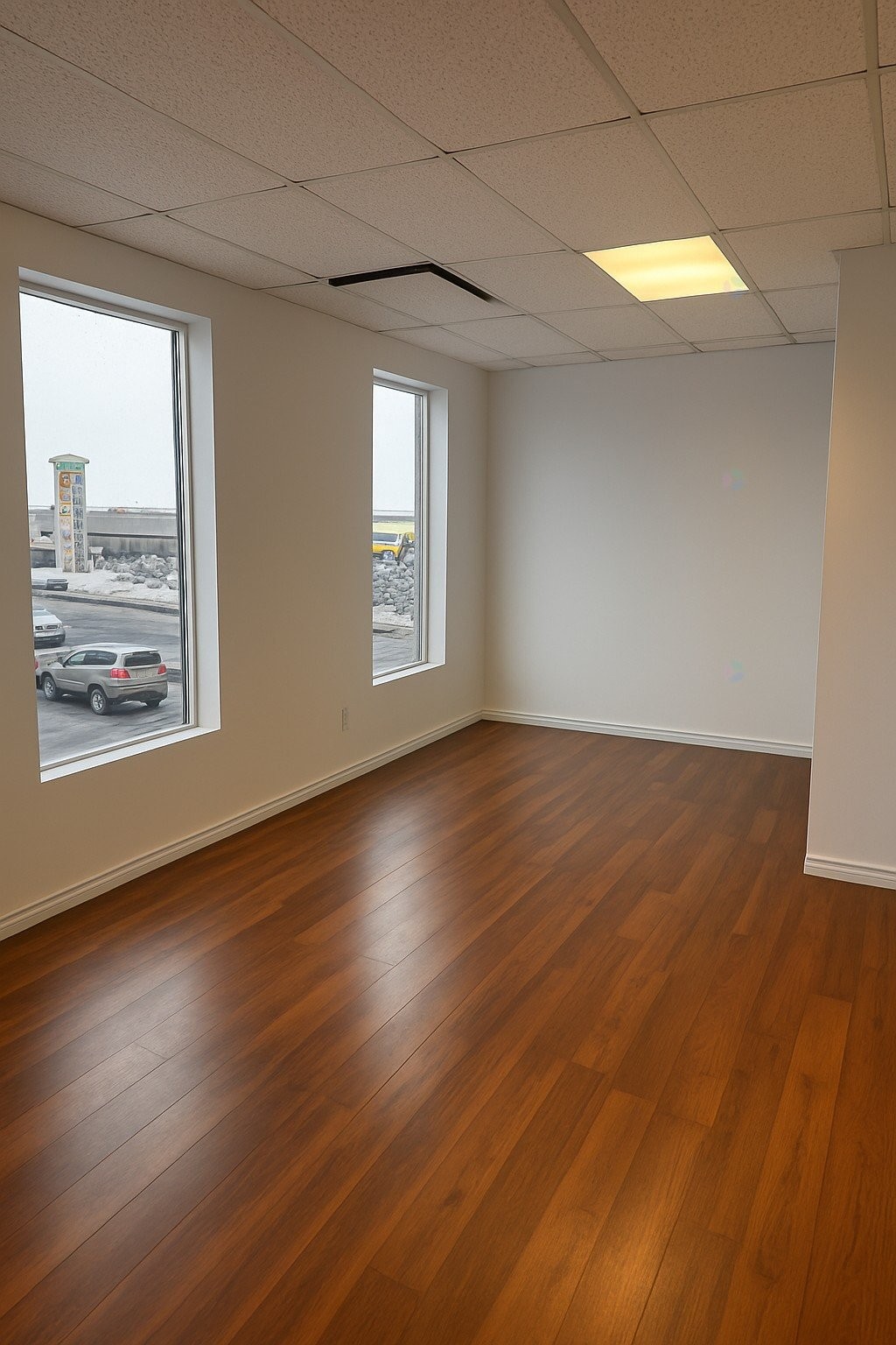 Office - 409 Boul. Des Laurentides, Saint-Jérôme, QC - Indoor Photo Showing Other Room