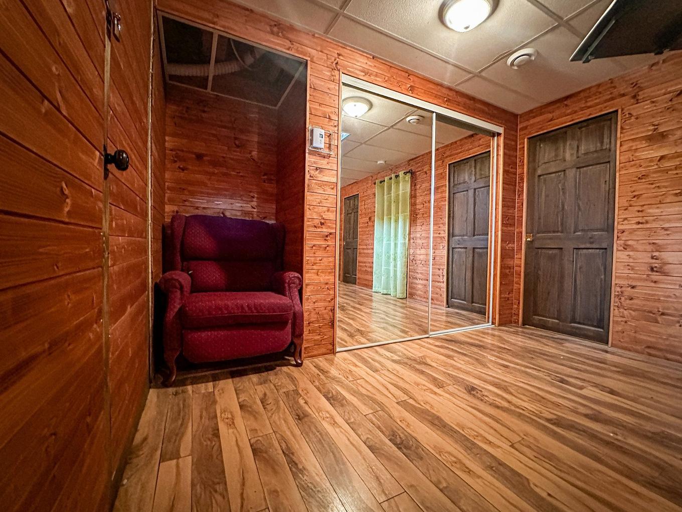 Sous-sol - 749 Boul. Du Griffon, Gaspé, QC - Indoor Photo Showing Other Room